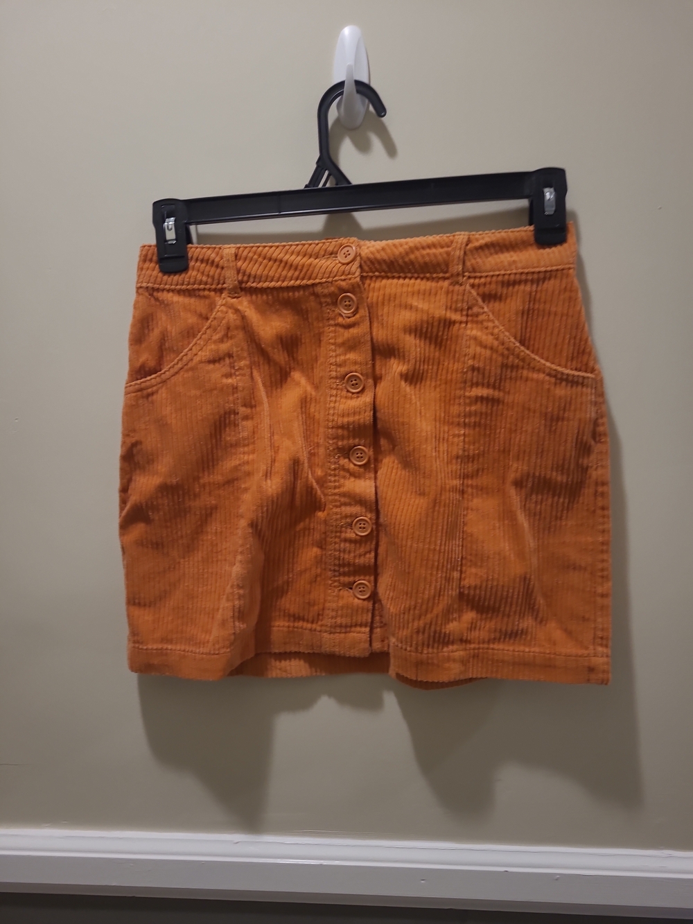 Forever 21 Womens Medium Orange Corduroy Button Front Mini Skirt